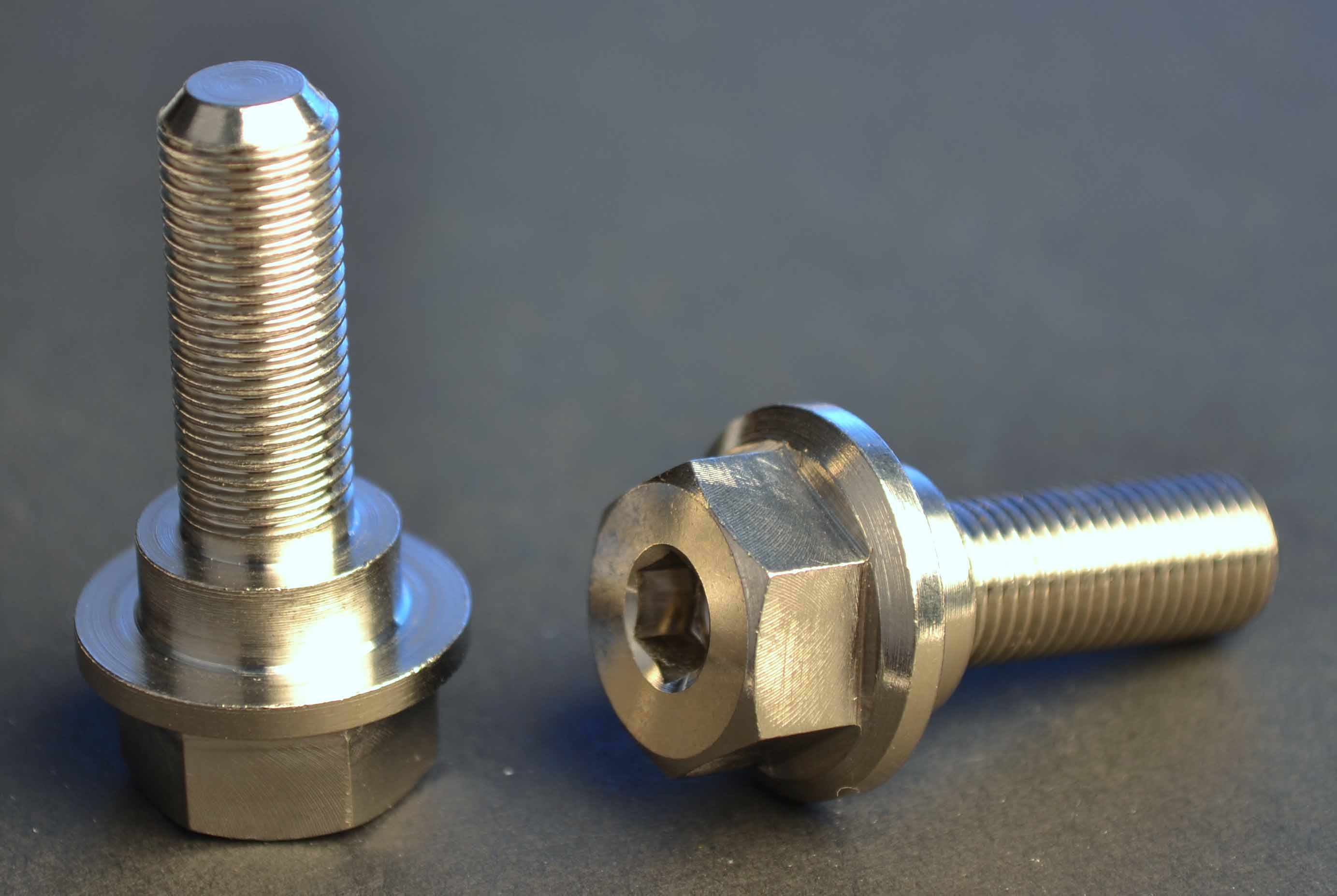 Impurity Ti Female Hub Bolts 14mm